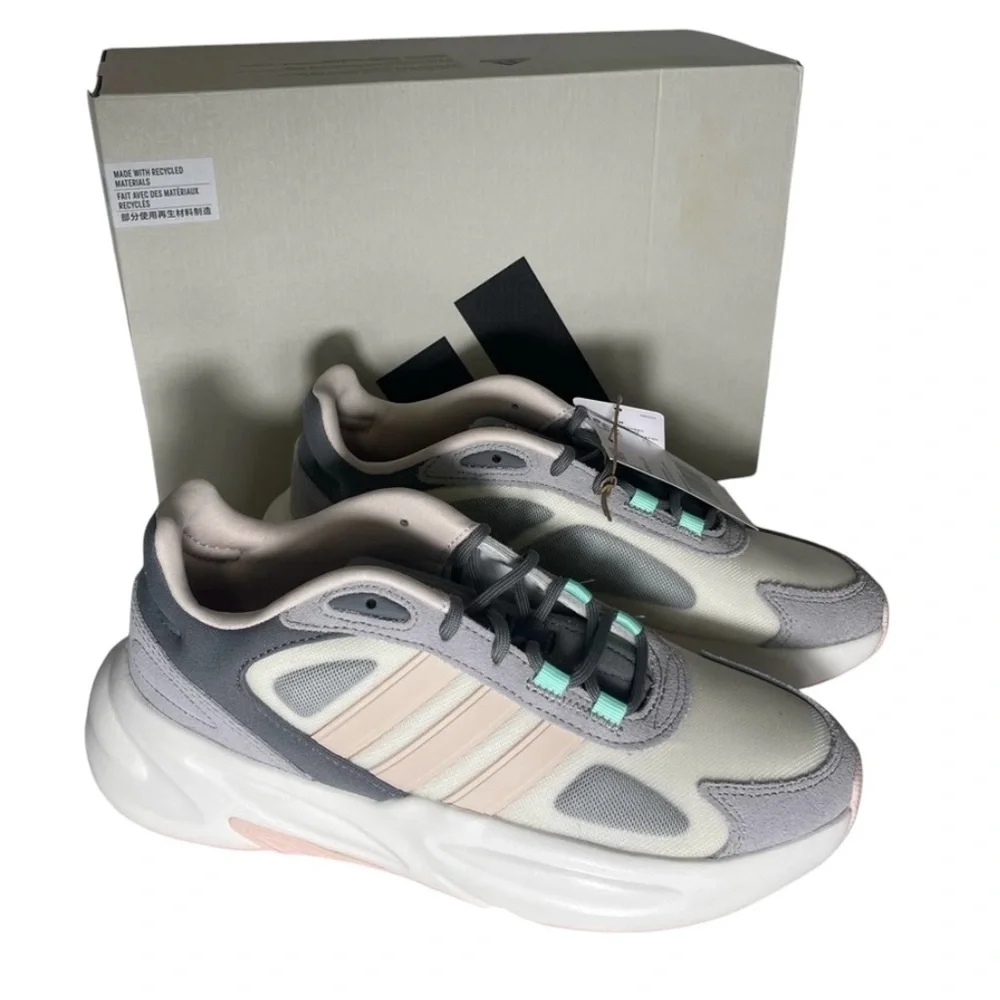 New Adidas shoes women’s size‎ 10 women’s Ozelle running shoes sneakers 🩶🩷